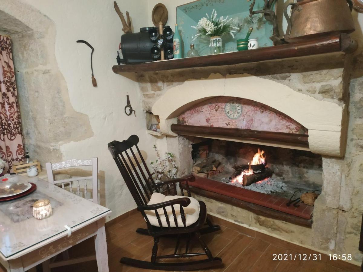Amazing Stone Villas Kapetanianá Extérieur photo