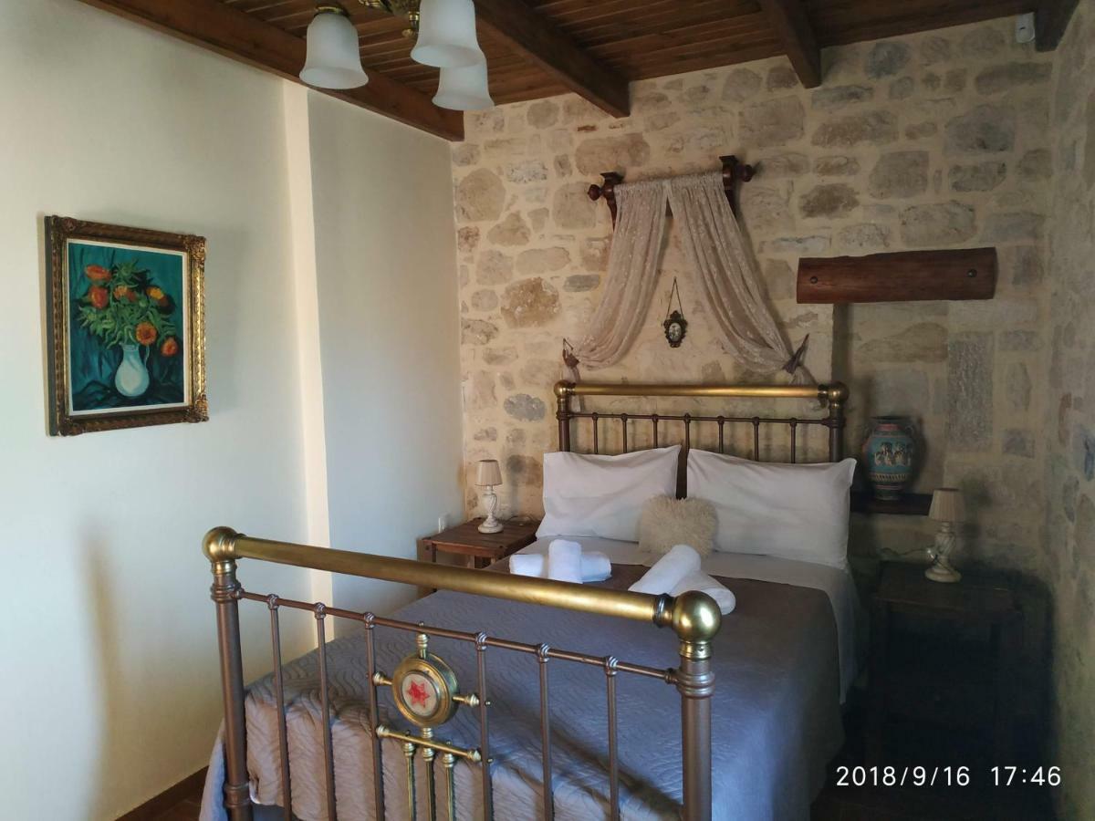 Amazing Stone Villas Kapetanianá Extérieur photo